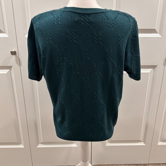 Alfred Dunner Size Medium short sleeve hunter green sweater excellent condition - Picture 3 of 3